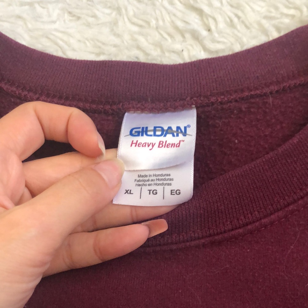 💕🐳 Maroon crewneck mean girls sweater sweatshirt - Picture 4 of 9